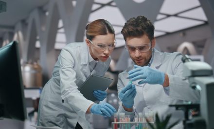 JAVNI NATJEČAJ za prijam u radni odnos: zdravstveni radnik / laboratorijski tehničar – jedan (1) izvršitelj (m/ž) na određeno puno radno vrijeme